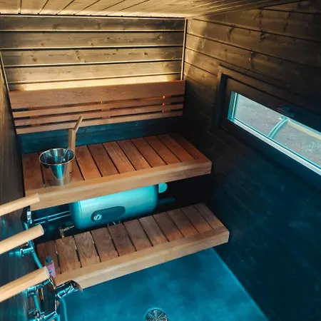 Borealis Village 7 With A Nature View, Fireplace, Sauna, Kitchen * Muonio